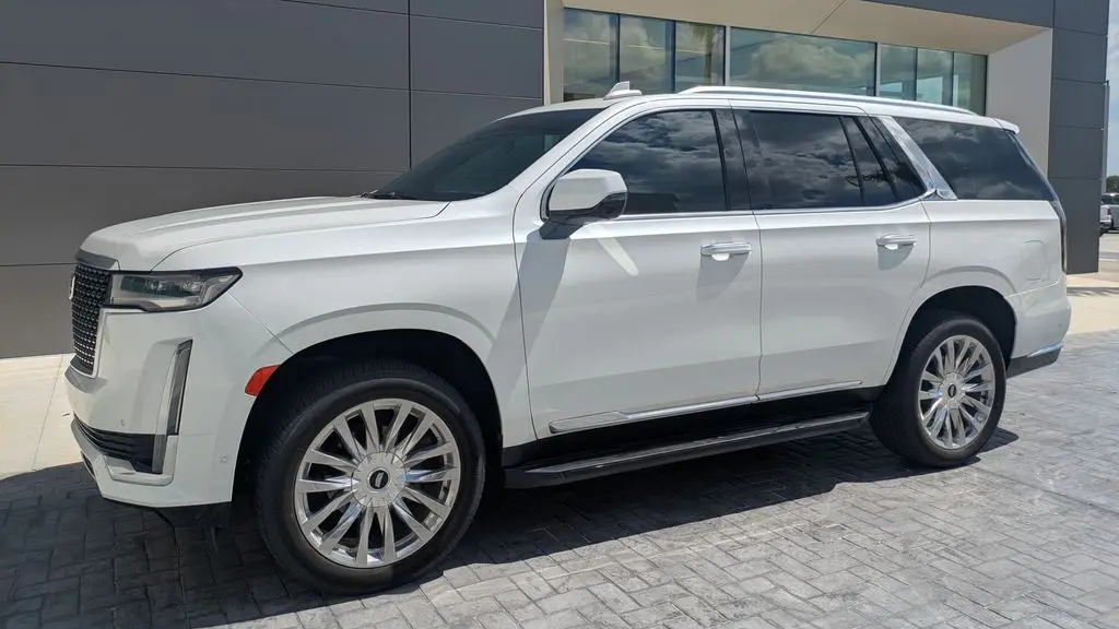 2023 Cadillac Escalade Premium Luxury