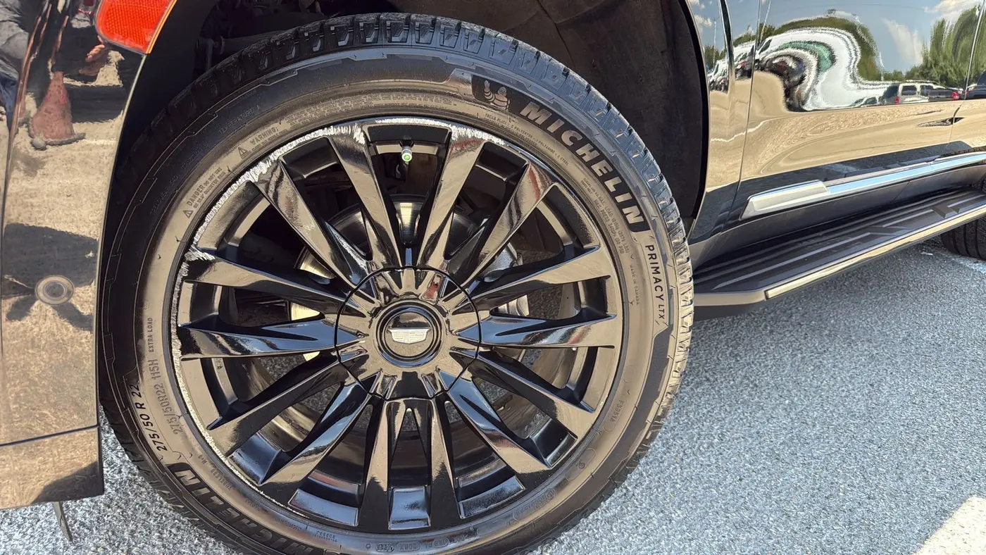 2021 Cadillac Escalade - $44,282