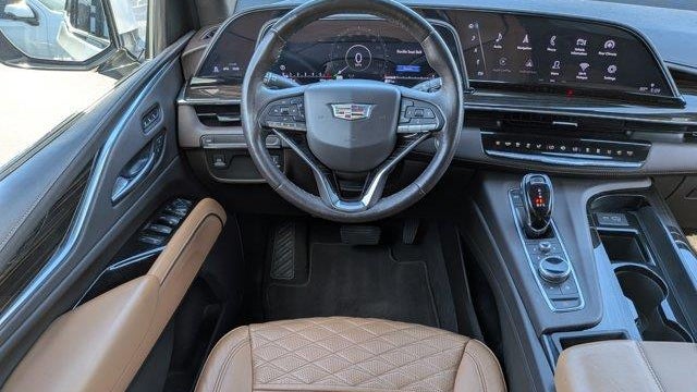 2022 Cadillac Escalade Premium Luxury