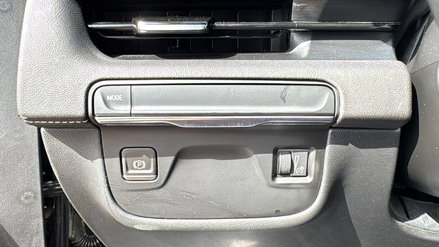 2022 Cadillac Escalade - $48,522