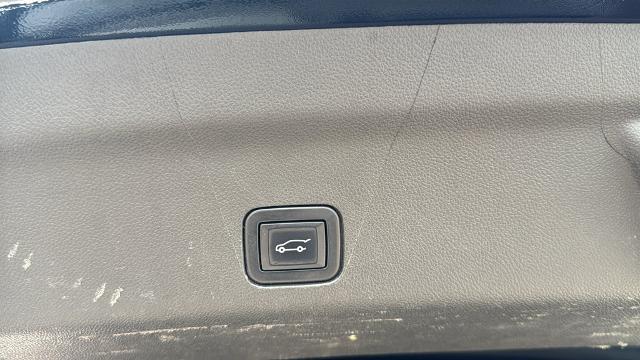 2022 Cadillac Escalade - $48,522