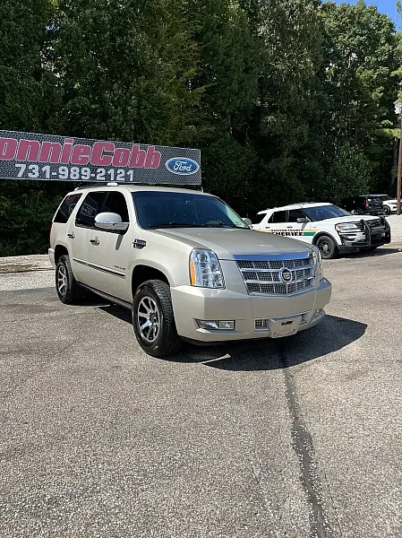 2013 Cadillac Escalade - $19,998