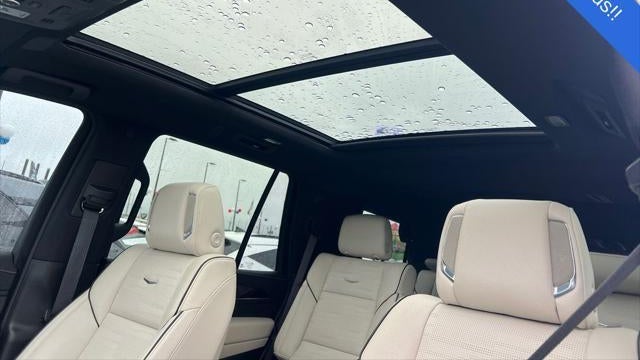 2023 Cadillac Escalade Sport