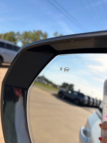 2021 Cadillac Escalade - $39,500