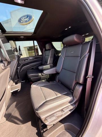 2021 Cadillac Escalade - $39,500