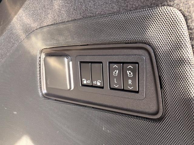2021 Cadillac Escalade - $39,500