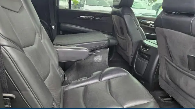 2018 Cadillac Escalade ESV Platinum
