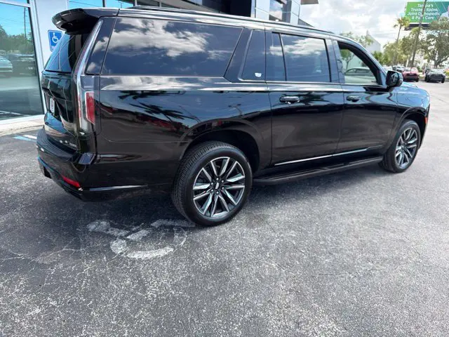 2022 Cadillac Escalade - $54,986