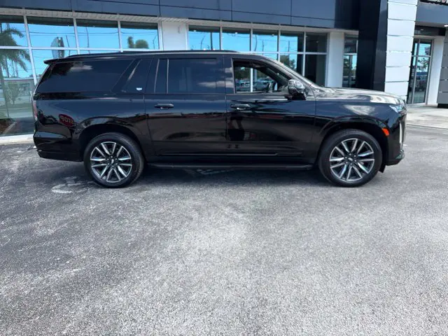 2022 Cadillac Escalade - $54,986