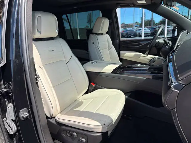 2022 Cadillac Escalade - $54,986