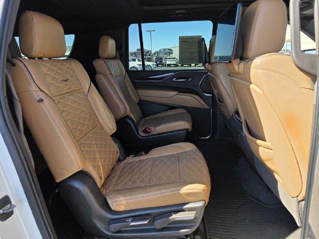2021 Cadillac Escalade - $39,200