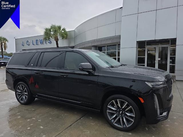 2023 Cadillac Escalade - $59,000