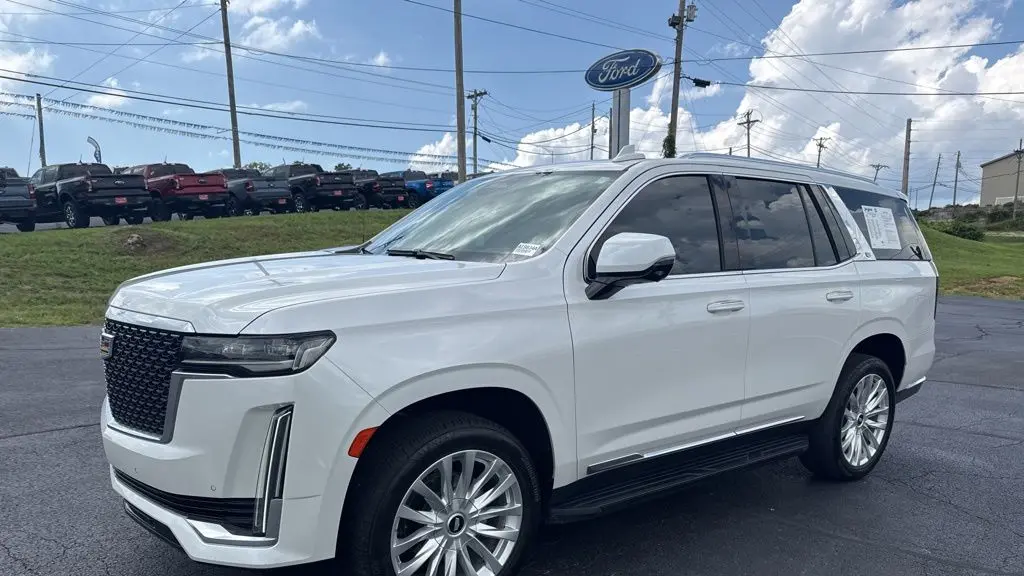 2021 Cadillac Escalade Luxury