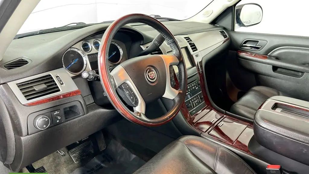 2013 Cadillac Escalade Luxury