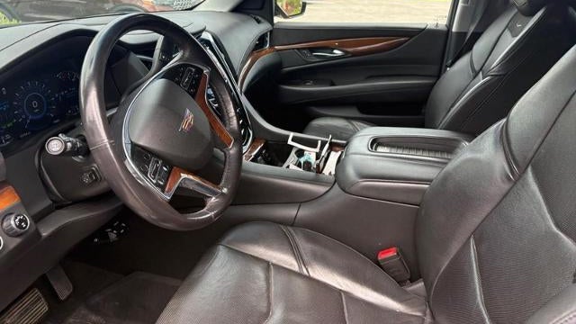 2019 Cadillac Escalade Luxury