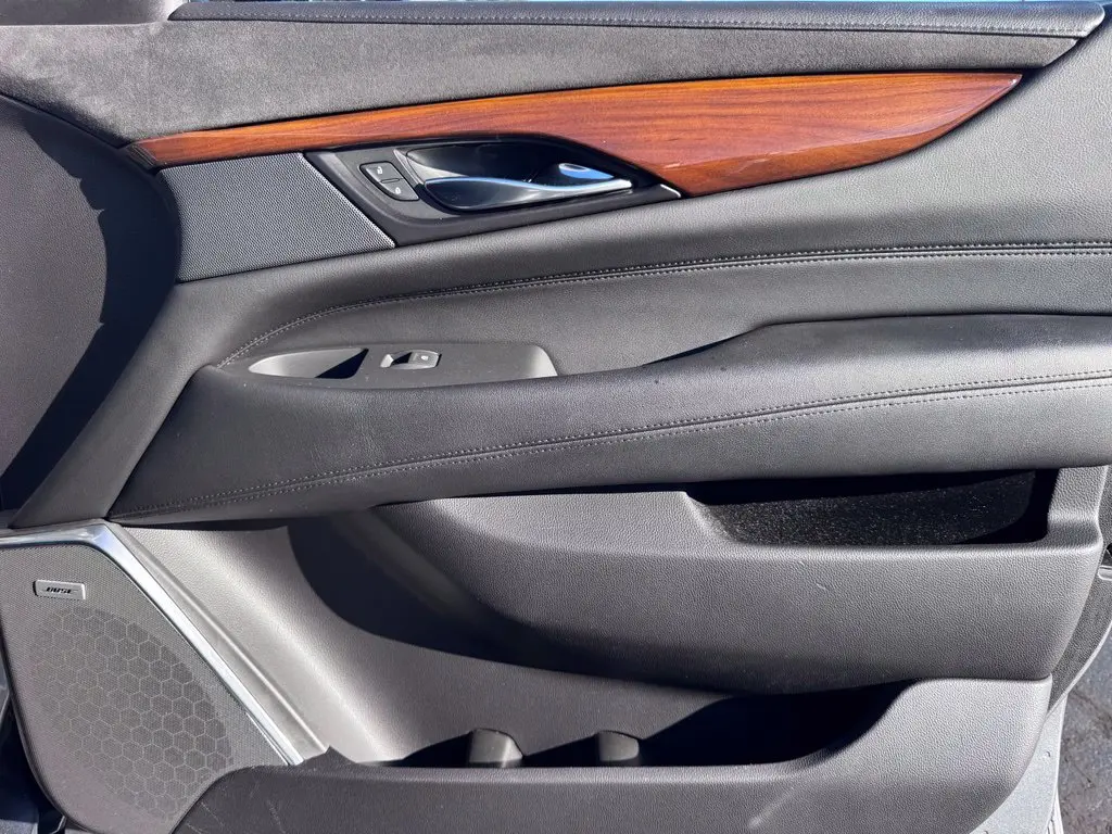 2020 Cadillac Escalade - $37,000