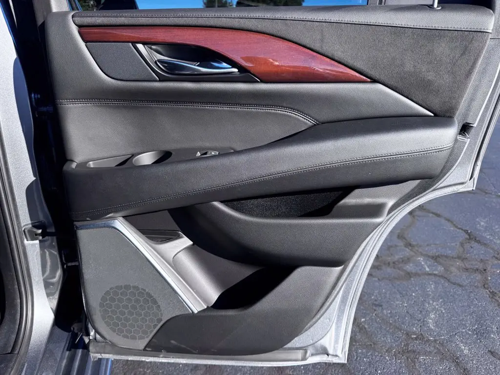 2020 Cadillac Escalade - $37,000