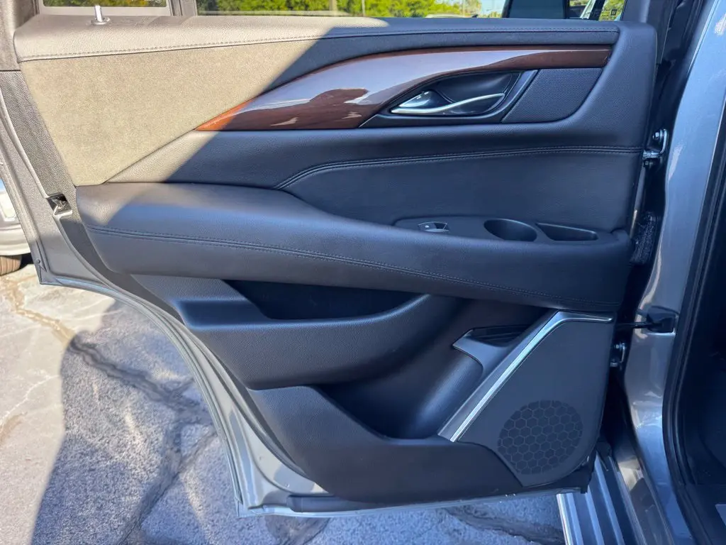 2020 Cadillac Escalade - $37,000
