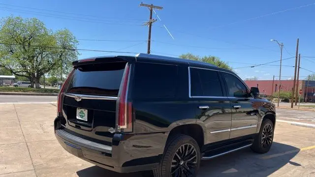 2020 Cadillac Escalade Luxury
