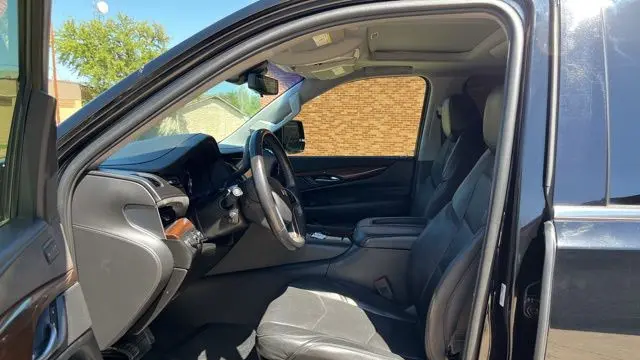 2020 Cadillac Escalade Luxury