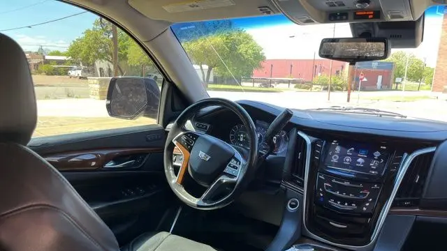 2020 Cadillac Escalade Luxury