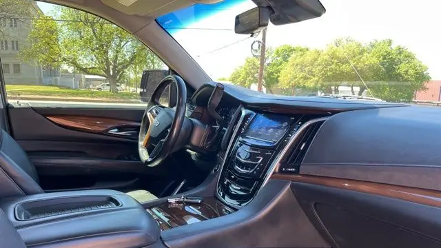 2020 Cadillac Escalade Luxury