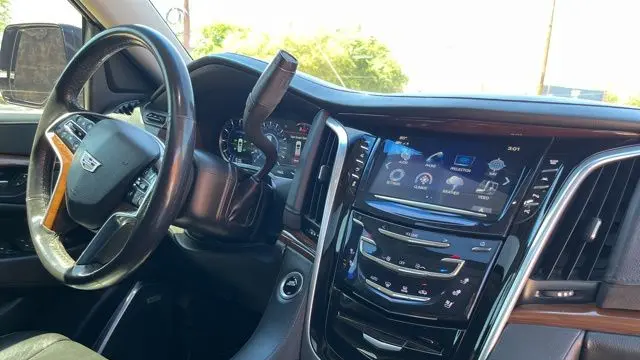 2020 Cadillac Escalade Luxury