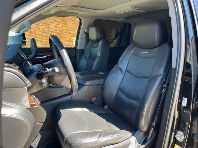 2020 Cadillac Escalade - $25,012