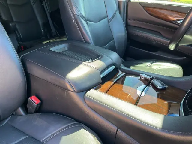 2020 Cadillac Escalade - $25,012