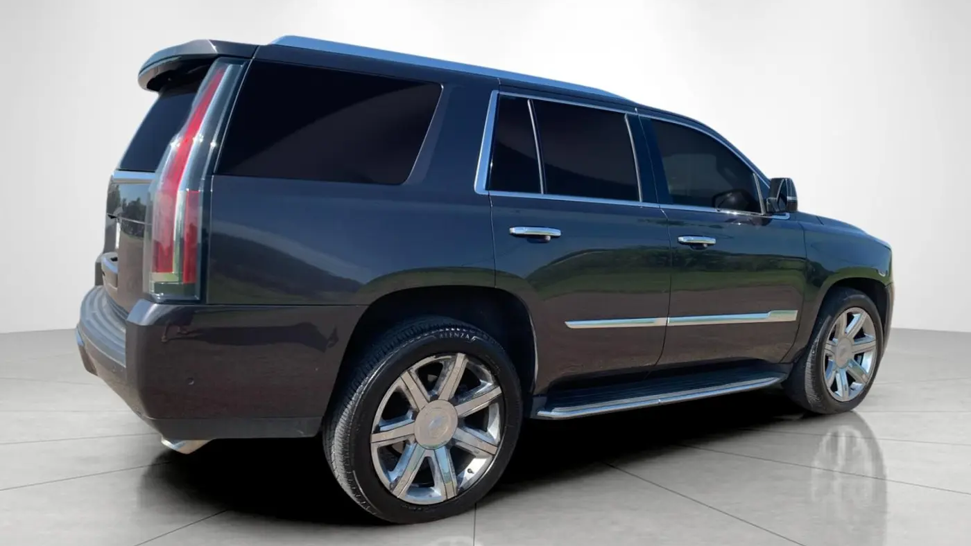 2018 Cadillac Escalade Luxury