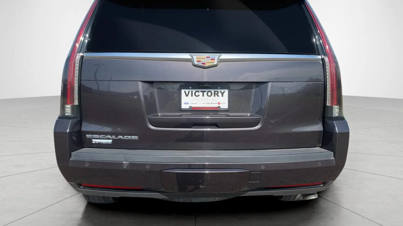 2018 Cadillac Escalade Luxury