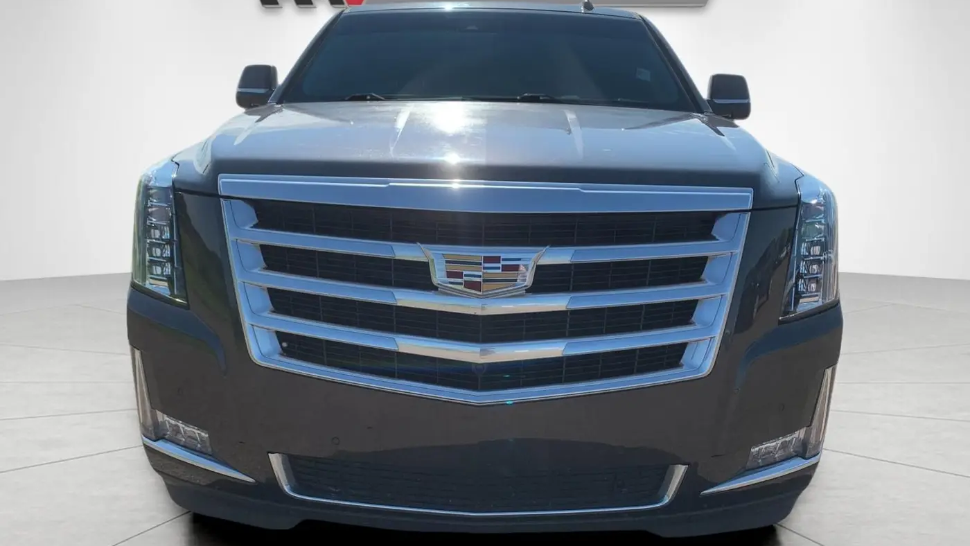 2018 Cadillac Escalade Luxury