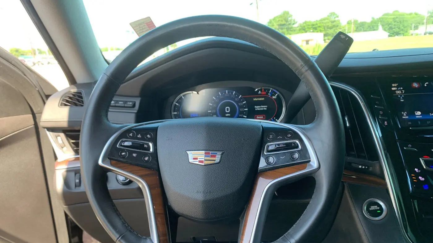 2018 Cadillac Escalade Luxury