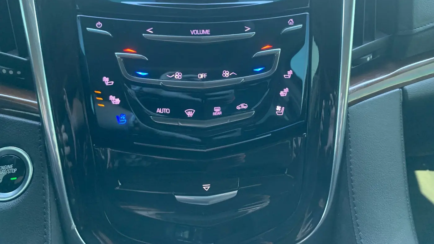 2018 Cadillac Escalade Luxury