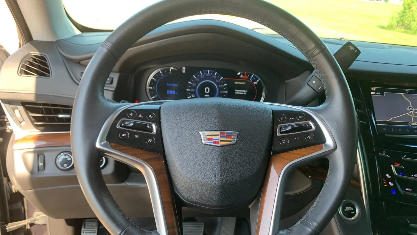 2018 Cadillac Escalade Luxury