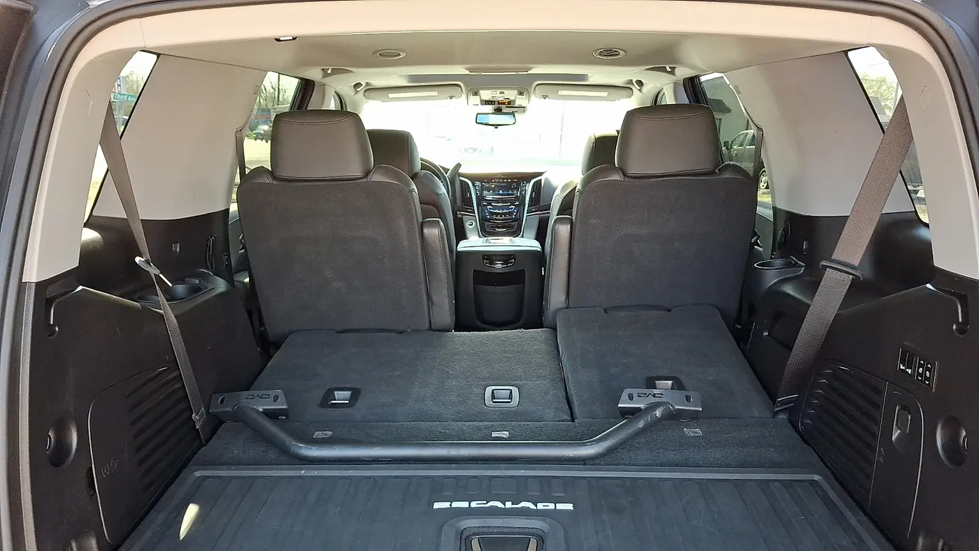 2020 Cadillac Escalade Luxury