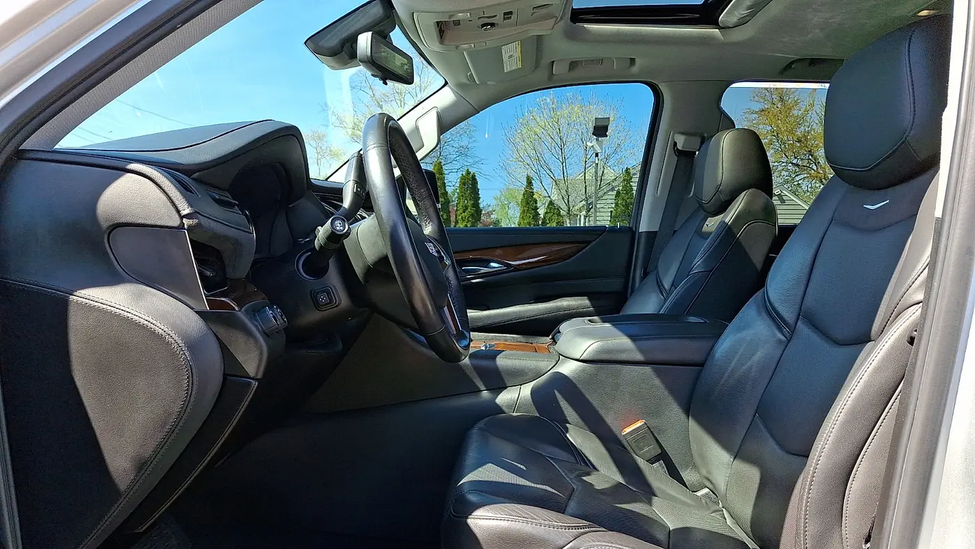 2020 Cadillac Escalade Luxury