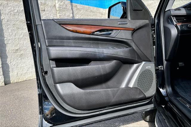 2020 Cadillac Escalade - $38,999