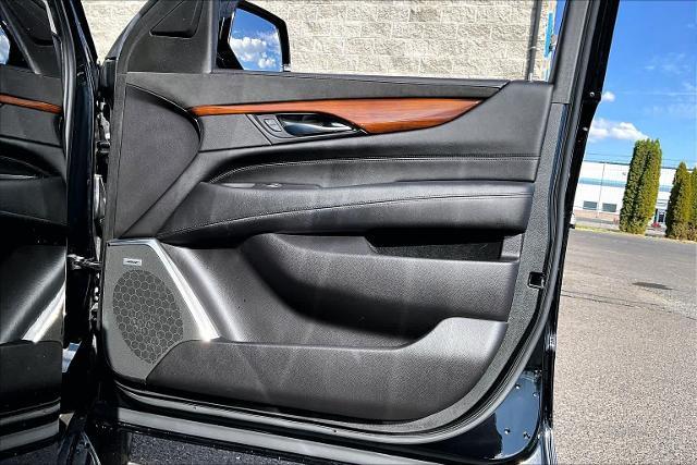 2020 Cadillac Escalade - $38,999