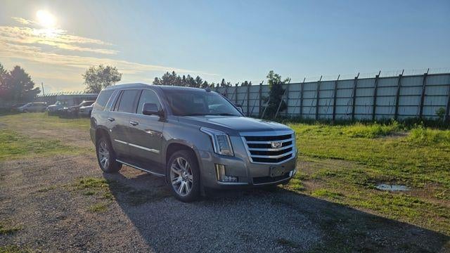 2018 Cadillac Escalade Luxury