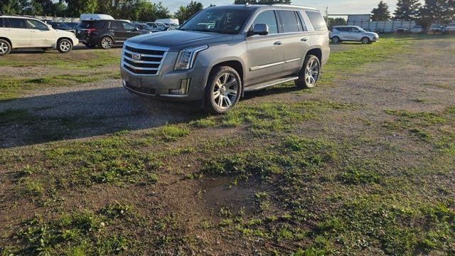 2018 Cadillac Escalade Luxury