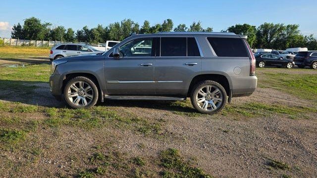 2018 Cadillac Escalade Luxury