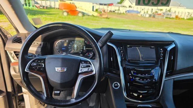 2018 Cadillac Escalade Luxury