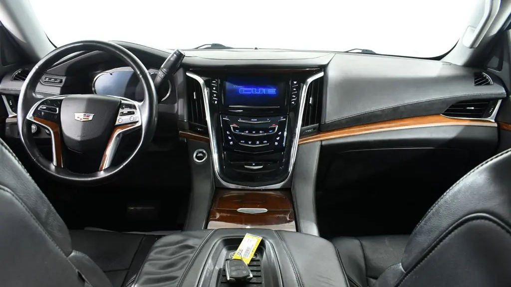 2018 Cadillac Escalade Luxury