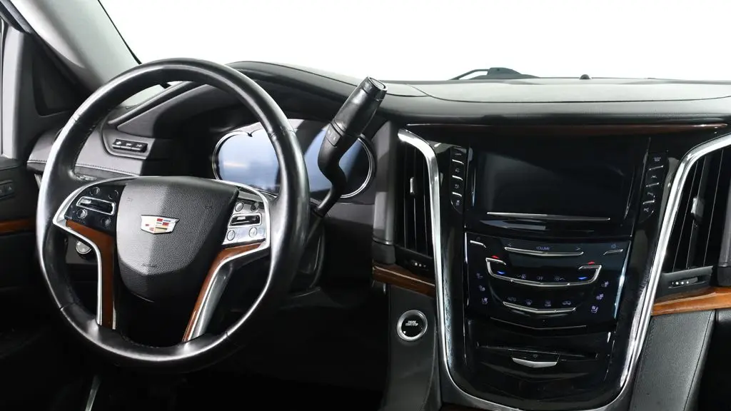 2018 Cadillac Escalade Luxury
