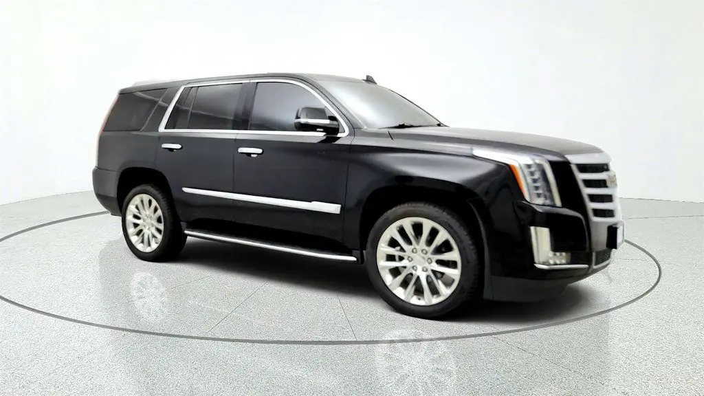 2019 Cadillac Escalade - $36,495