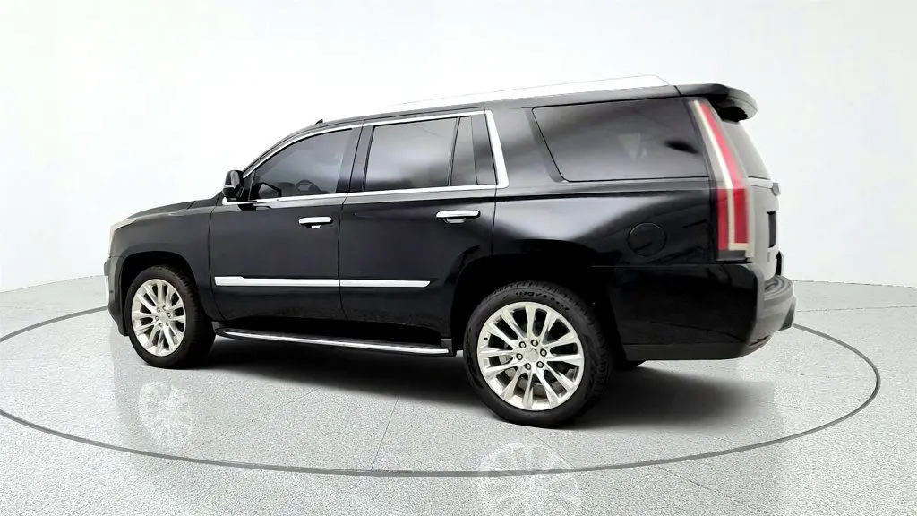 2019 Cadillac Escalade - $36,495