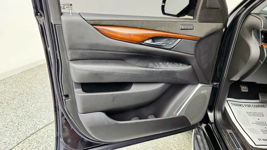 2019 Cadillac Escalade - $36,495
