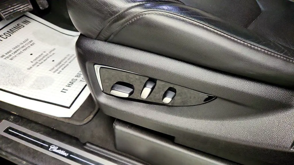 2019 Cadillac Escalade - $36,495