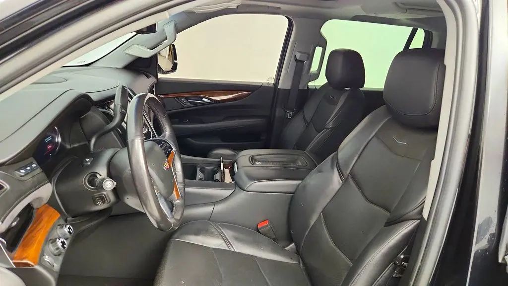 2019 Cadillac Escalade - $36,495